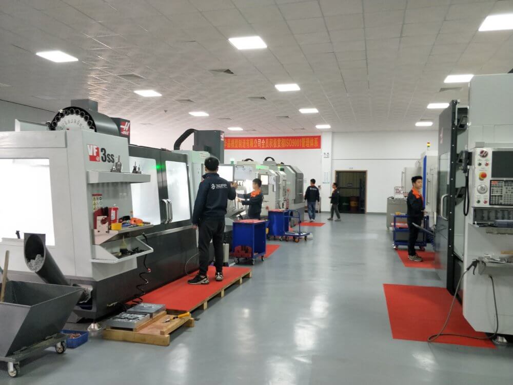 Inside the Hongda CNC machining facility